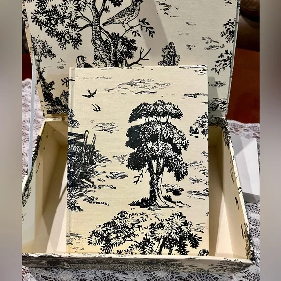 Writing Paper Boxed Set - Picture 4 of 8